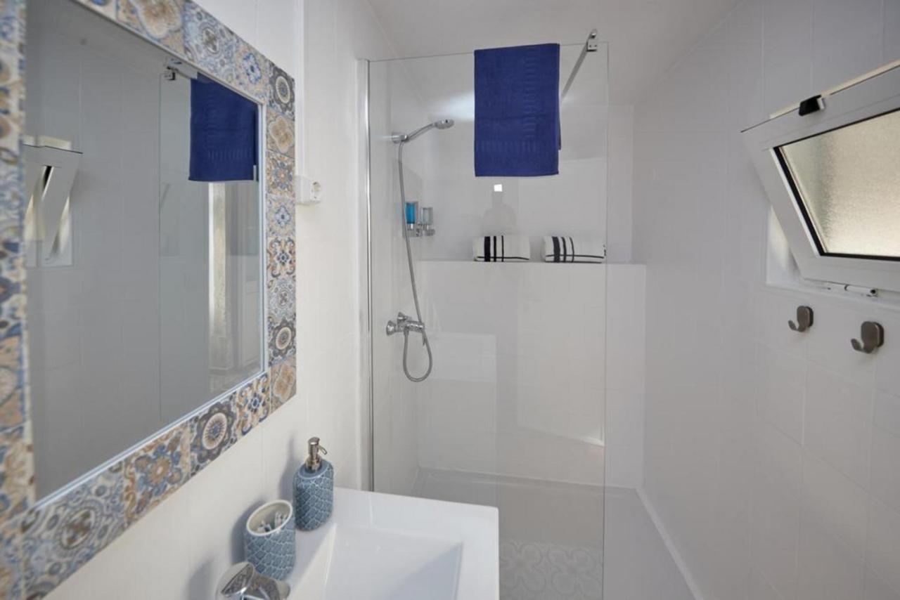Lx Factory Apartment! Outside Terrace * Lissabon